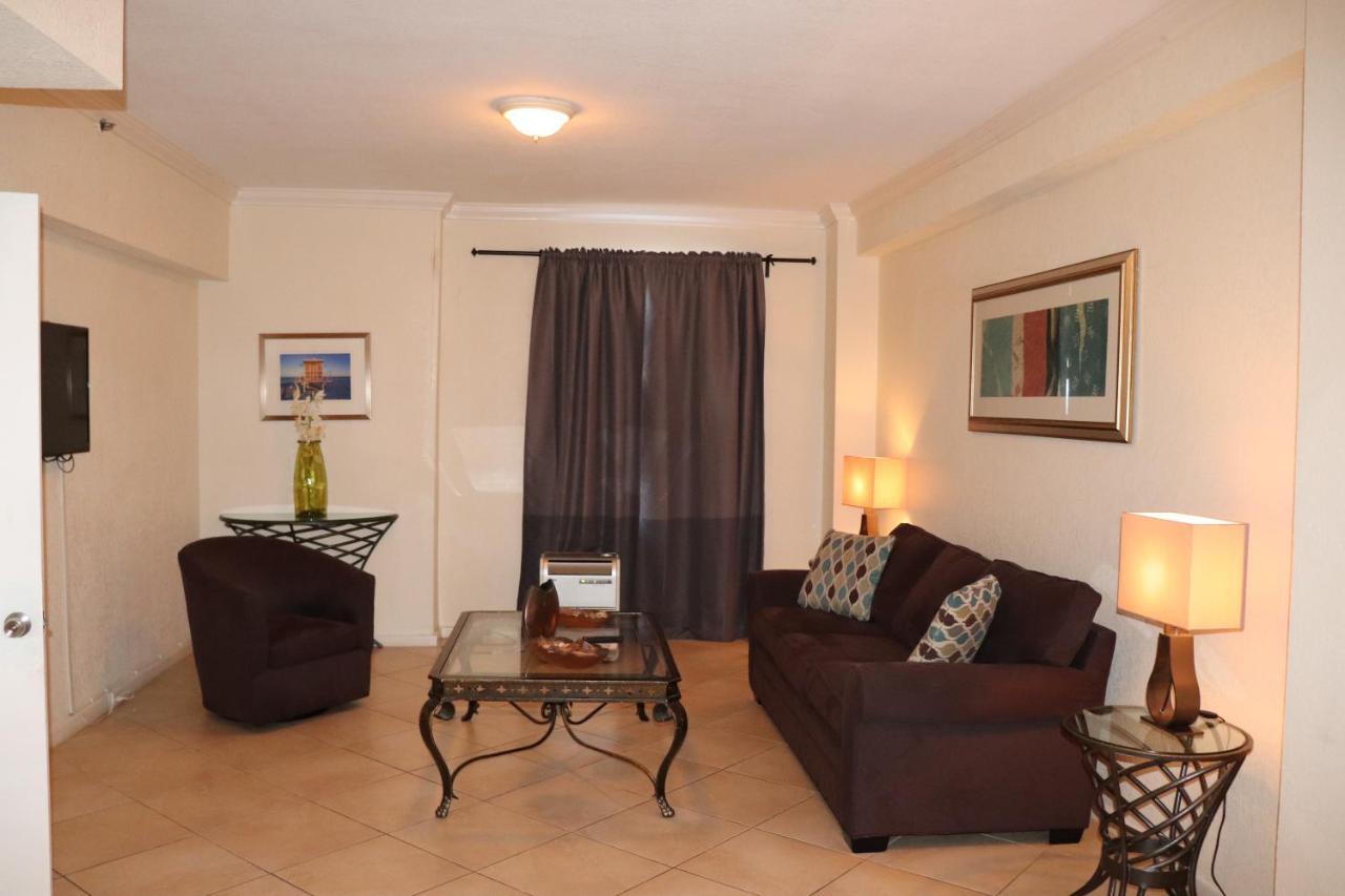 On Hollywood Beach - Affordable Two Bedrooms Sleeps 6 With Two Bathrooms Дейния Бийч Екстериор снимка