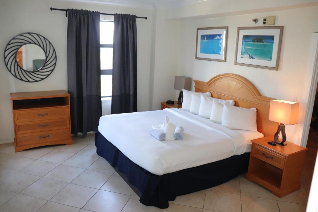 On Hollywood Beach - Affordable Two Bedrooms Sleeps 6 With Two Bathrooms Дейния Бийч Екстериор снимка